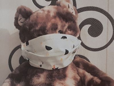 Teddy mit Nasen-Mundschutz